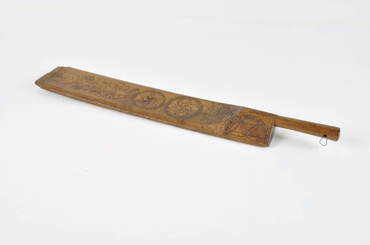 battoir à linge 1763 1955.27.29 Photo Mucem