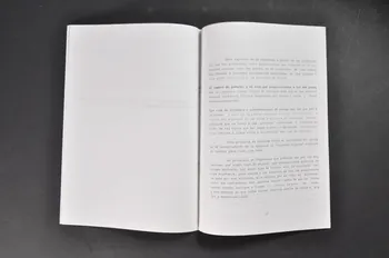 Communauté De Madrid, Service Régional De Santé Rapport " Sida y escuela : Prevencion en convivencia" (Sida et école. Prévention et vie ensemble) Espagne 1990 2004.55.9  Photo Mucem