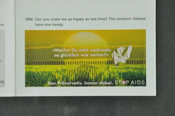 Aide Suisse Contre Le Sida (Ass) autocollant "Machst Du mich nochmals so glücklich wie vorher ?..."." (Dépliant : "Swiss AIDS prevention programme") (Peux tu me rendre aussi heureuse que la dernière fois ?) Lorraine, France 1996 2004.56.21  Photo Mucem