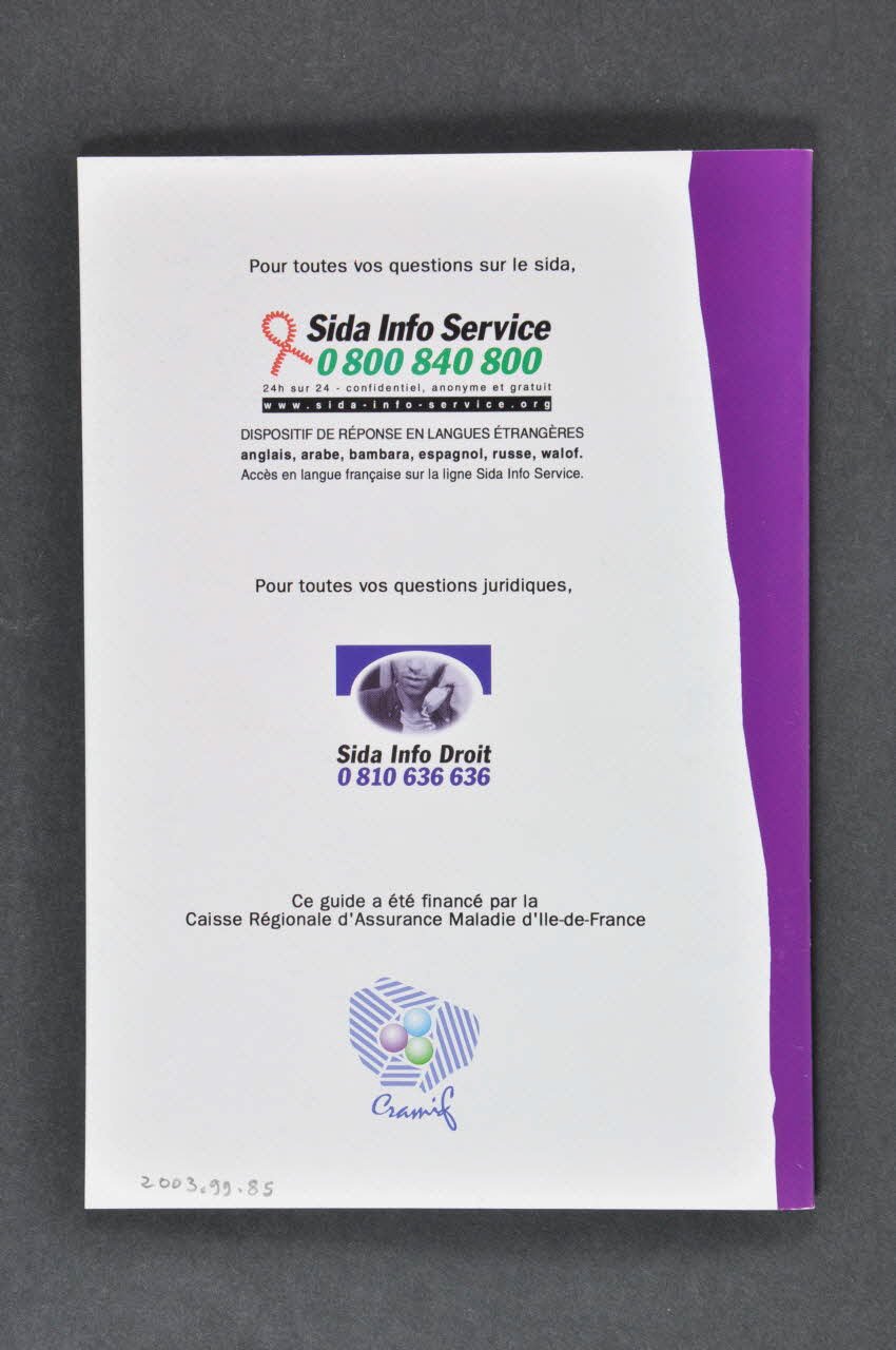 Sida Info Service - Ligne Azur BROCHURE Migrants et VIH France 2002 2003.99.85  Photo Mucem