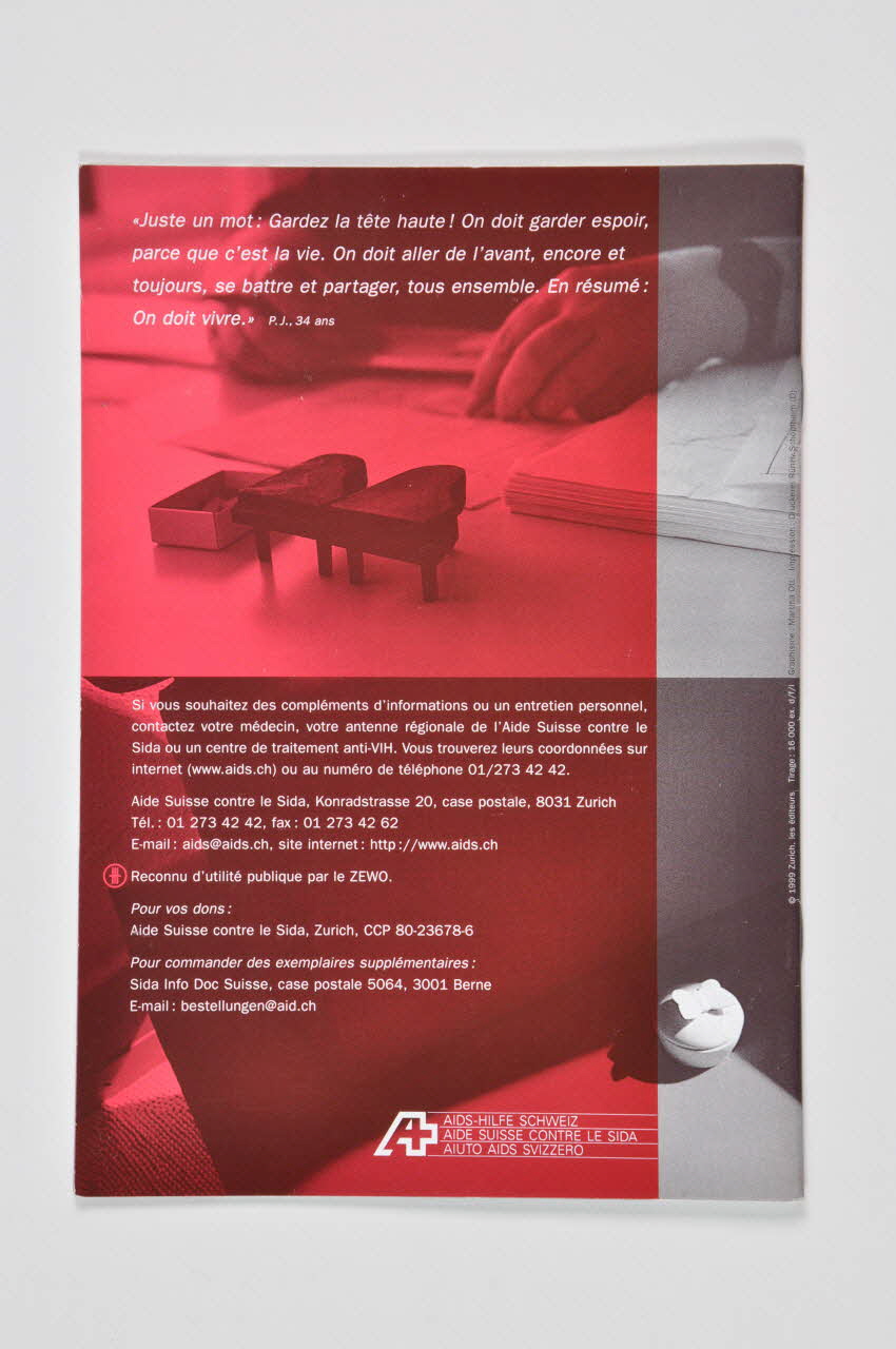 Aide Suisse Contre Le Sida, Zurich BROCHURE "Prêt pour la thérapie? Un guide pour réussir un traitement combiné anti-VIH" Lorraine, France 1999/10 2003.99.92 Photo Mucem