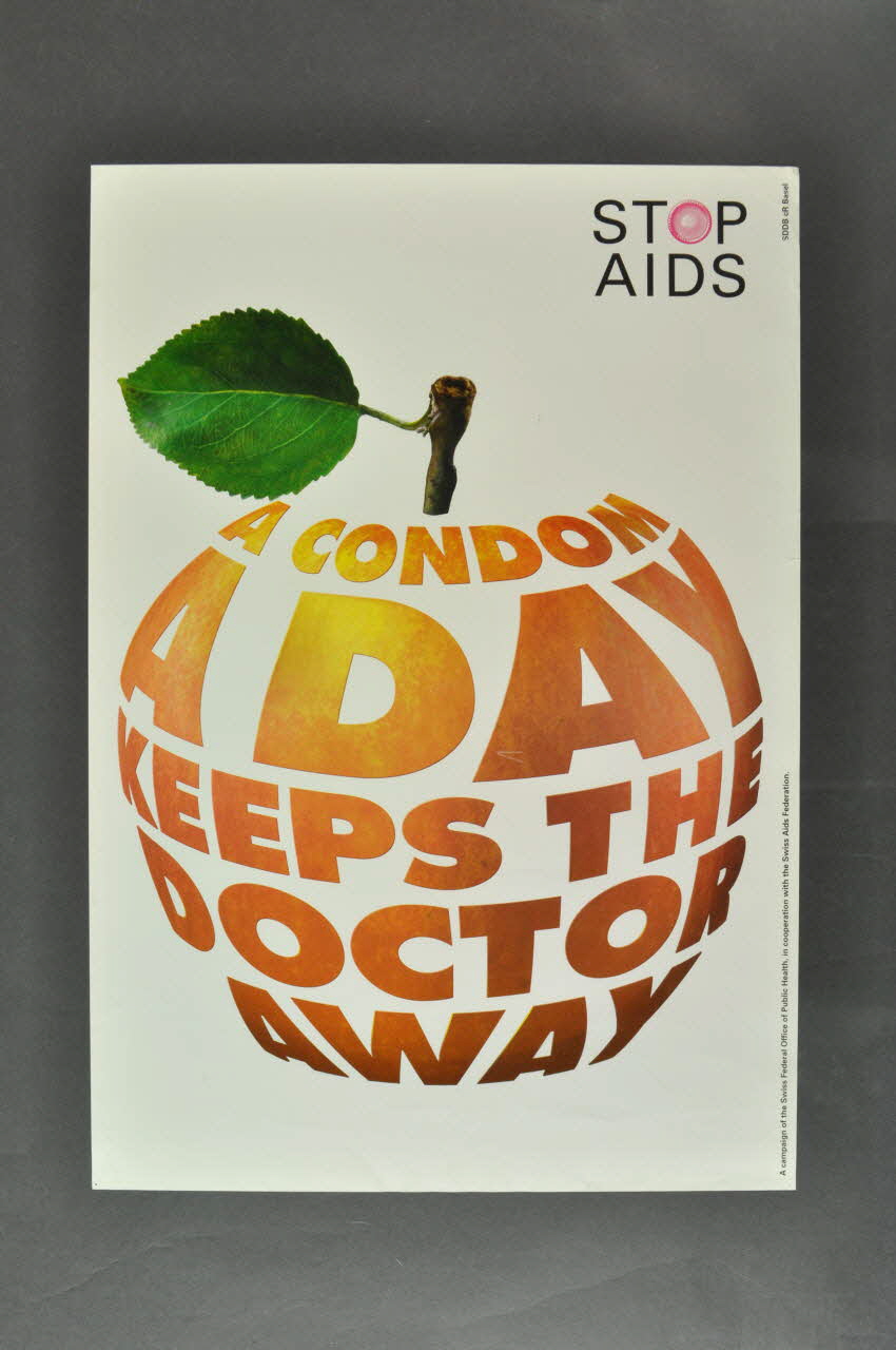 affiche "A condom a day keeps the doctor away" (Un préservatif par jour éloigne le médecin) 2004.56.32 Photo Mucem