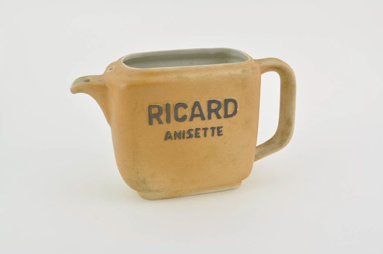 Ricard, Paul ; Ateliers De Céramique Ricard cruche à bec France 1930 2006.158.19 Photo Mucem