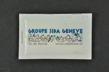 Groupe Sida Genève Sucre en poudre "L'amour sans préservatif, c'est comme le café sans sucre : ça risque d'être amer." Lorraine, France 2004 2004.56.80  Photo Mucem