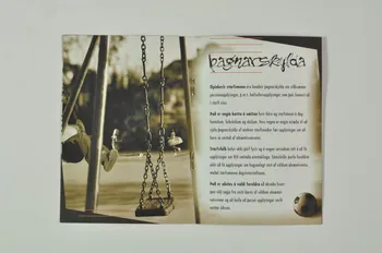 Département De La Santé BROCHURE "Born og alnaemi" (Enfance et sida ou Nés avec le sida ?) Islande 1993 2004.57.1 Photo Mucem