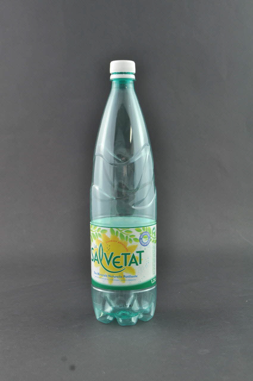 bouteille d'eau 2006.159.18.1-2 Photo Mucem