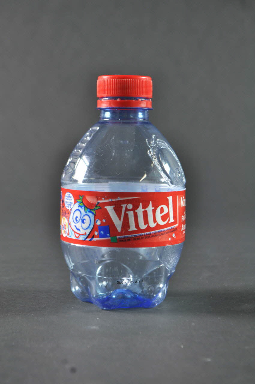 bouteille d'eau 2006.159.6.1.1-2 Photo Mucem