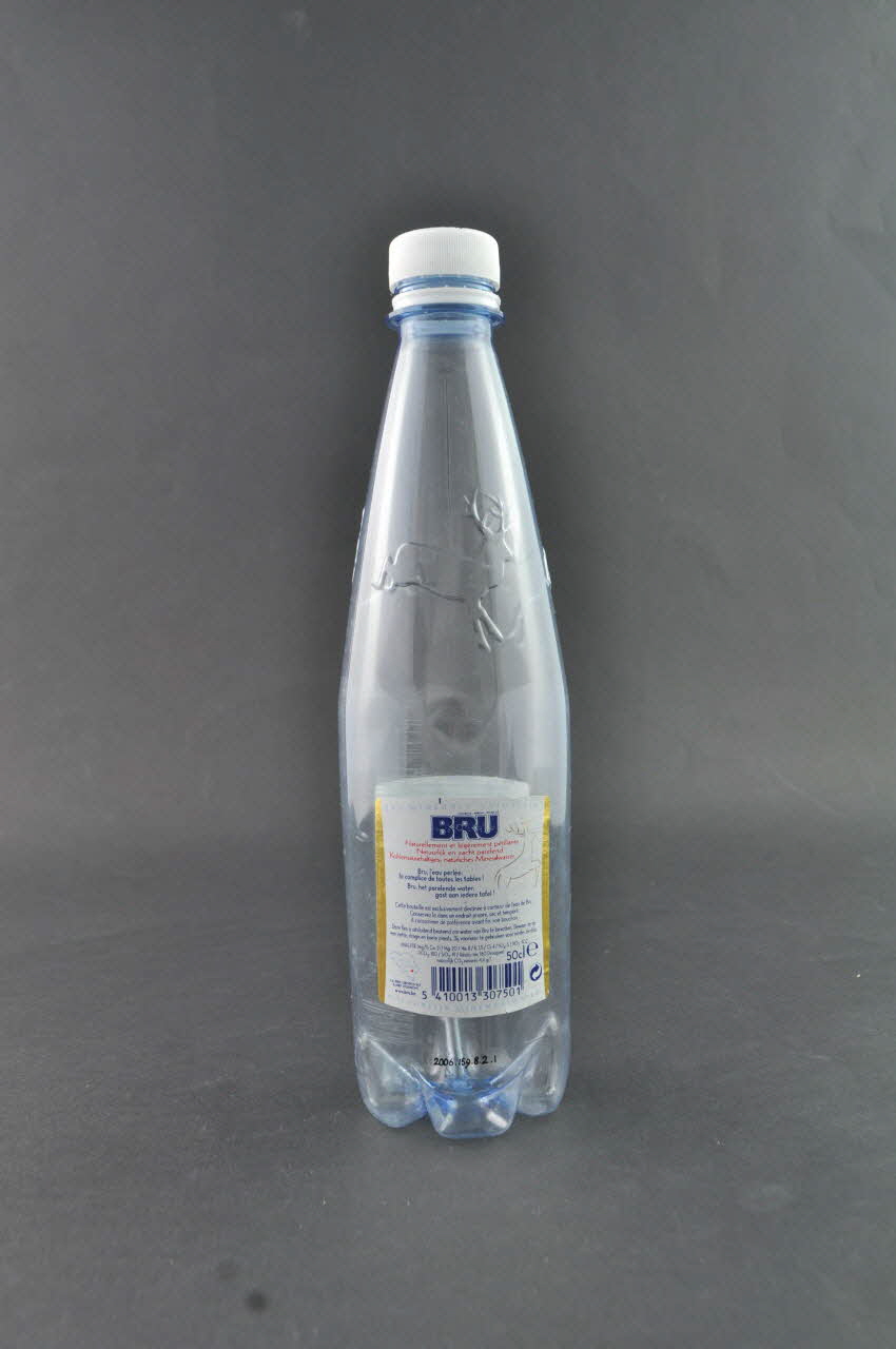 bouteille d'eau 2006.159.8.2.1-2 Photo Mucem