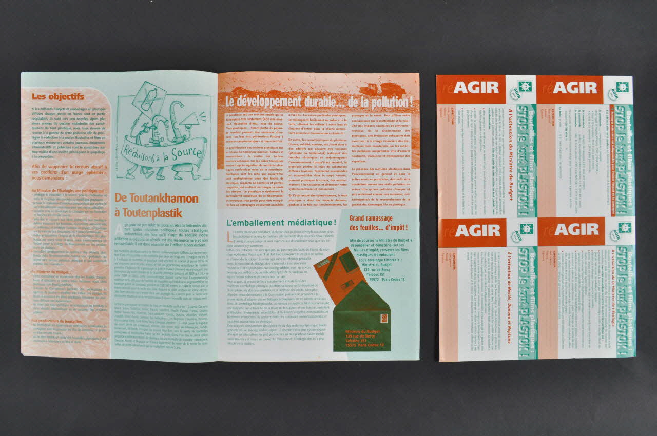 BROCHURE Brochure "agir pour l'environnement" 2006.160.10.6.1-2 Photo Mucem