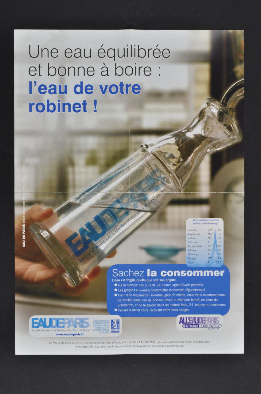 affiche publicitaire Publicité Eau de Paris 2006.160.6 Photo Mucem