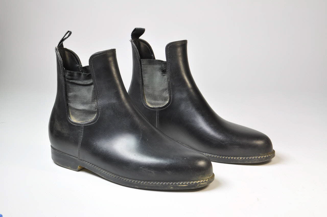 botte d'homme 2004.60.1.7.1-2 Photo Mucem