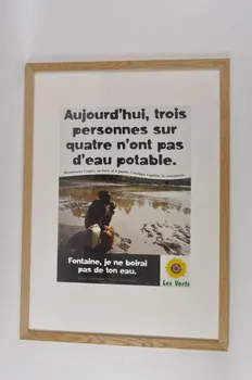 Thierry Palau ; Edival ; David Et Peter Tumley/Corbis affiche Aujourd'hui, trois personnes sur quatre n'ont pas d'eau potable Île-de-France, France 2000 2006.161.14  Photo Mucem