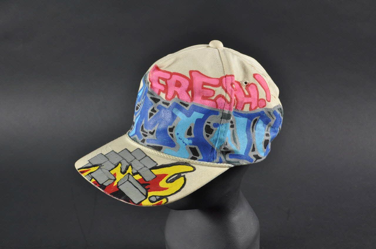 Hondo casquette Casquette taguée Île-de-France, France 1987 2004.69.8 Photo Mucem