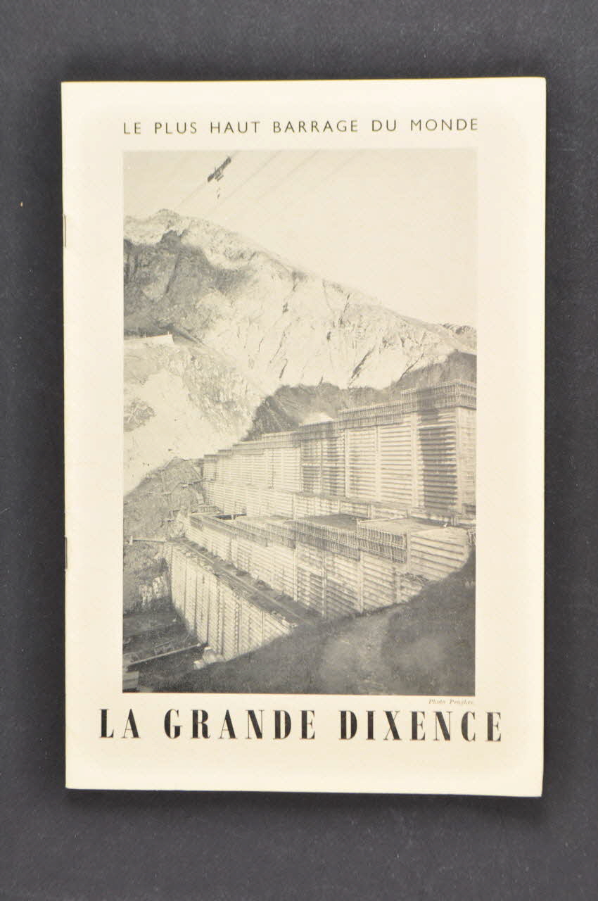 livre La grande dixence 2006.164.11 Photo Mucem