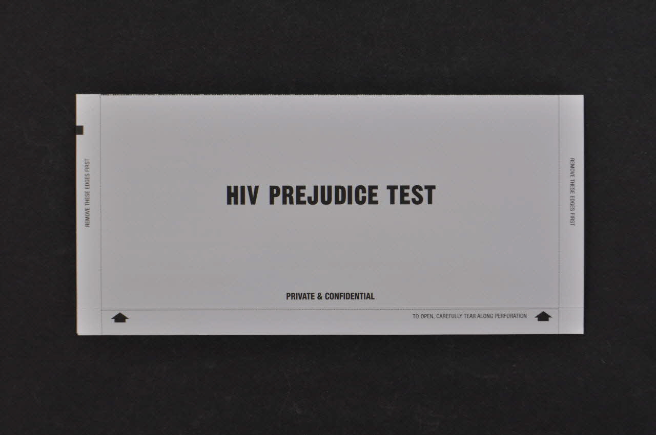 National Aids Trust (NAT) ENVELOPPE Employer HIV & AIDS pack (Pack sur le VIH/sida pour les employeurs) Grande Bretagne 1999 2004.78.11.2.2 Photo Mucem