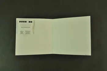 National Aids Trust (NAT) carte postale "party hard" (partie hard) Grande Bretagne 2004 2004.78.22.1-3 Photo Mucem