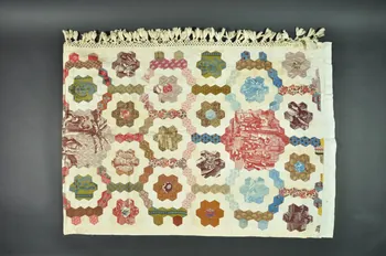 garniture de lit 1800-1834 2004.85.3 Photo Mucem