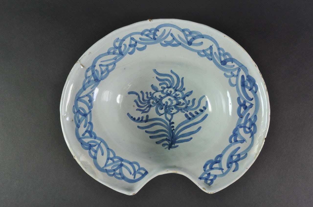 plat à barbe 1955 1955.75.1 Photo Mucem