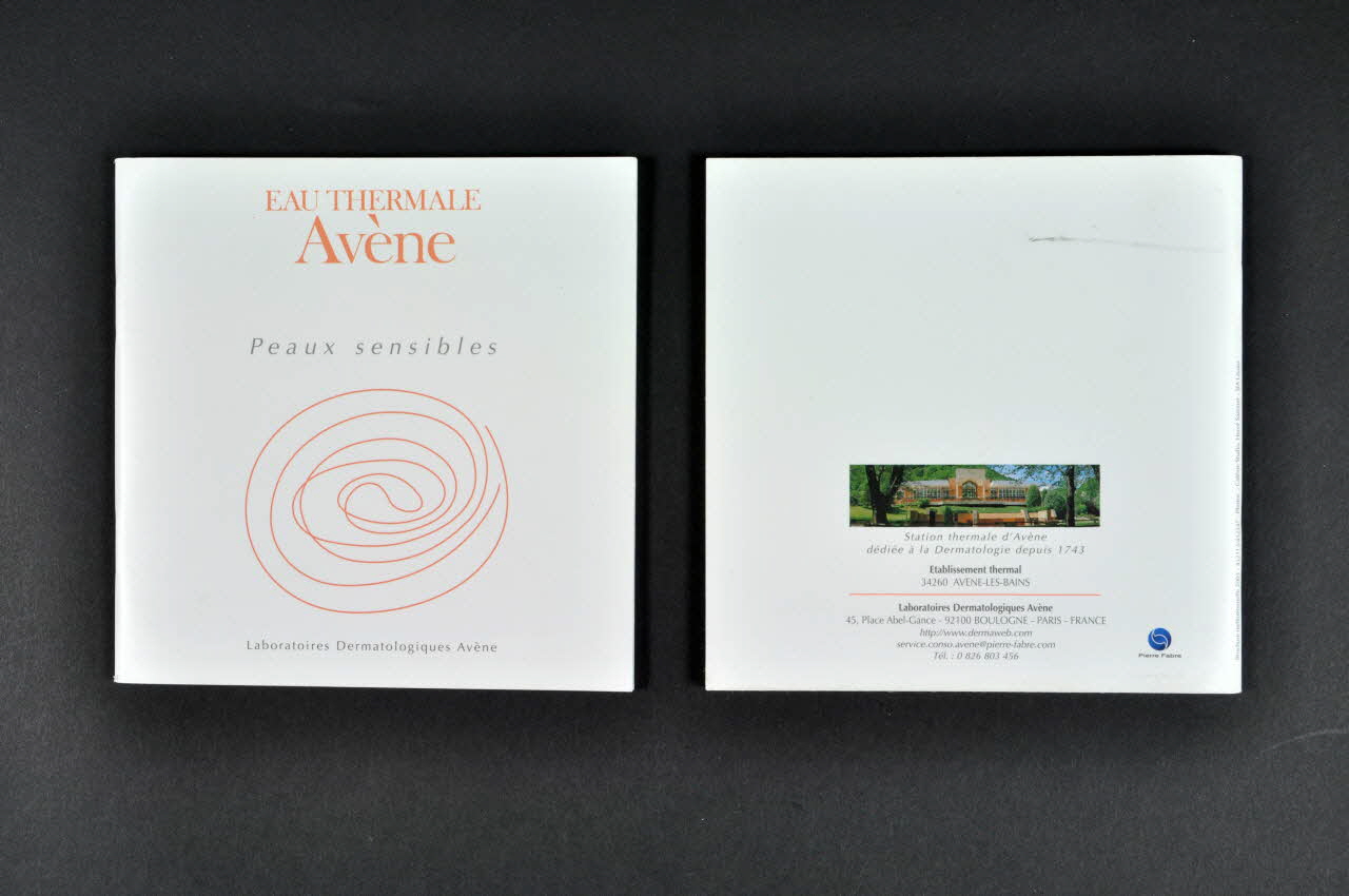 BROCHURE 2006.25.43.1-2 Photo Mucem