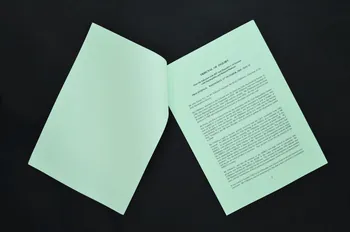 Irish Haemophilia Society Rapport Irish Haemophilia Society Tribunal News. Issue 13,  20 octobre  2000 . Tribunal of Inquiry into the infection with HIV and Hepatitis C of persons with Haemophilia and related matters. Auditions des 11-12-13-14octobre  2000. (52 ème au 55 ème jour ) :  dépositions  du bureau des transfusions Irlande 2000/10 2006.29.19 Photo Mucem