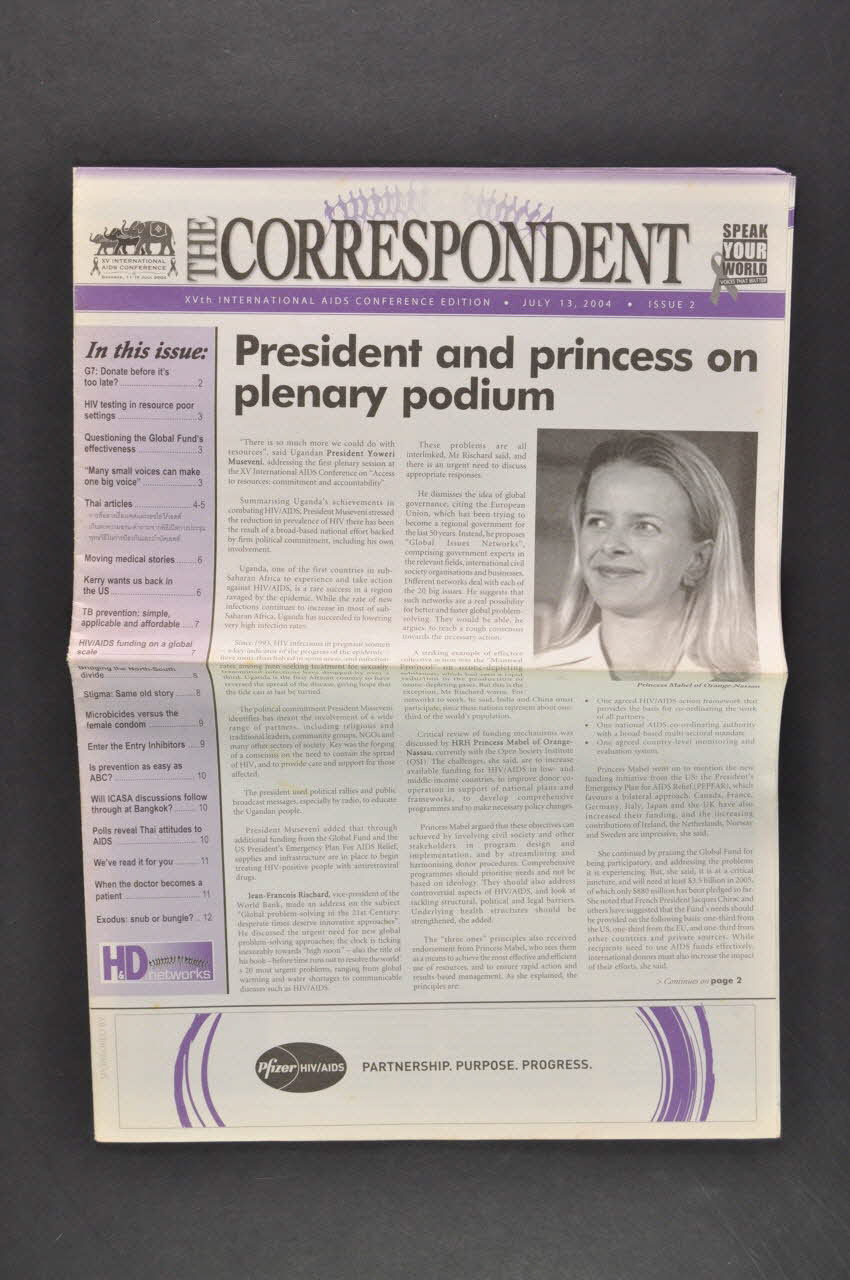 Health And Development Network, Irlande Et Bulletin associatif The Correspondent, 13 juillet 2004 : la XVème conférence internationale de Bangkok(en anglais et en thailandais) Irlande 2004/7/13 2006.30.33.1-3 Photo Mucem