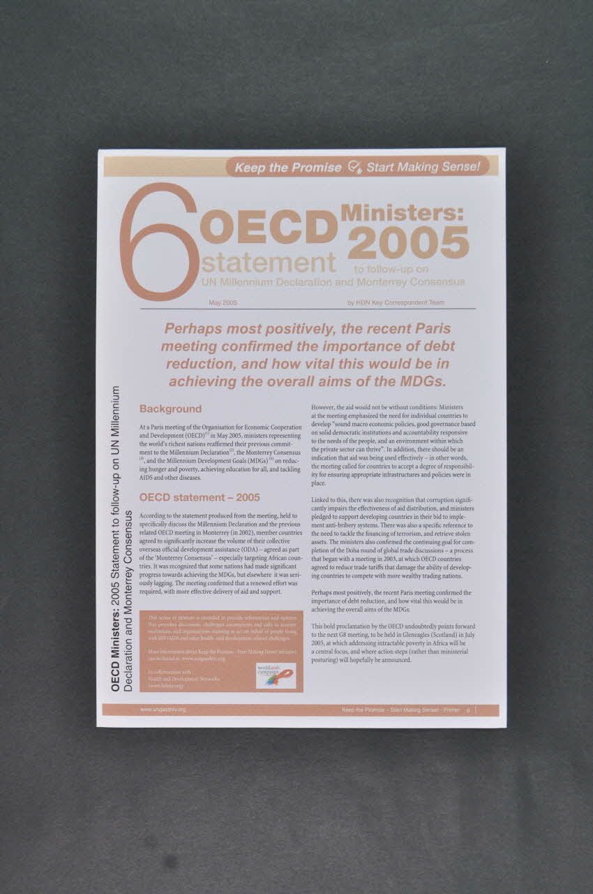 Health And Development Network, Irlande Et Fichier "Keep The Promise. Start making sense" (Tenez la promesse. Commencez à lui donner un sens" / n°6 OECD ministers : 2005 statement to follow-up on UN Millenium Declaration and Monterrey Consensus Irlande 2005/5 2006.30.48.1-2 Photo Mucem