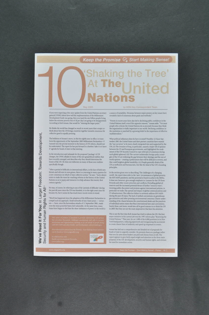 Health And Development Network, Irlande Et Fichier "Keep The Promise. Start making sense" (Tenez la promesse. Commencez à lui donner un sens" / n°10 Shaking the tree at the United nations Irlande 2005/5 2006.30.51.1-2 Photo Mucem