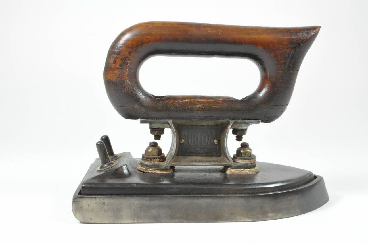 fer à repasser 2006.34.306 Photo Mucem