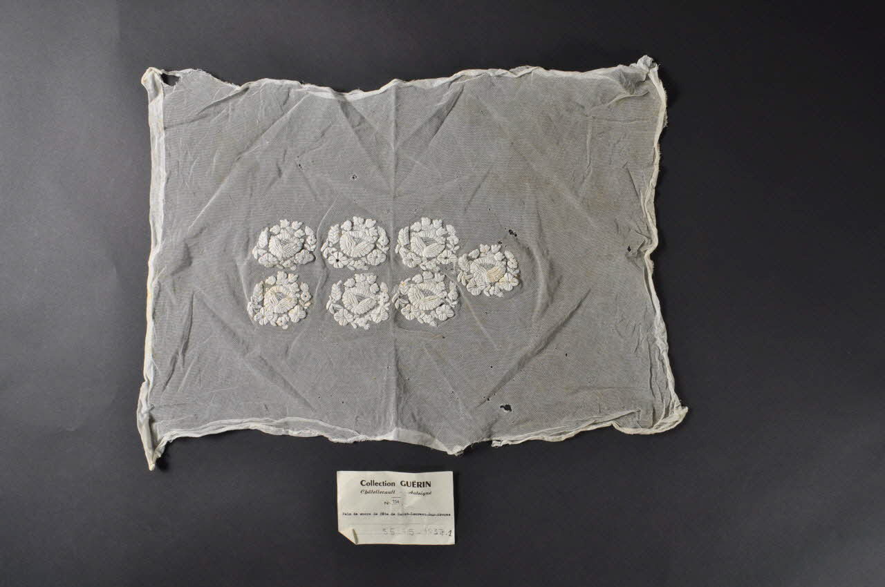 FOND DE COIFFE Pain de sucre 1955.75.1037.1 Photo Mucem