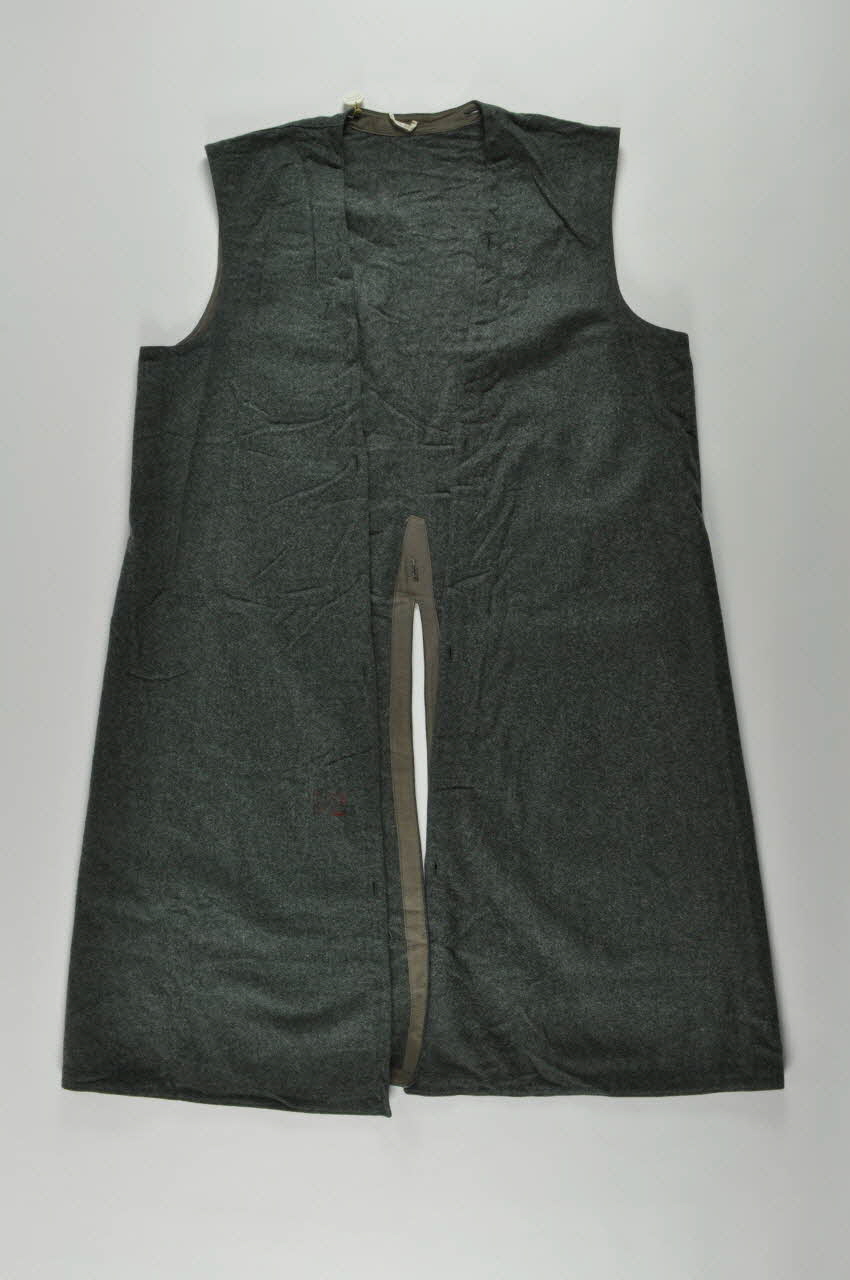 capote Suisse 1960 2006.49.10.1-2 Photo Mucem