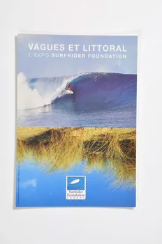 carte postale publicitaire Vagues et littoral - L'expo surfrider foundation 2006.55.15.1  Photo Mucem