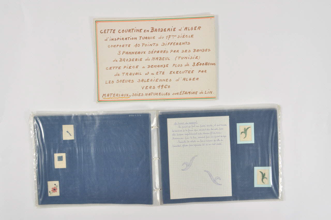 cahier Cahier de broderies pour l'apprentissage, 1950-1960 Algérie 1955 2006.6.2.1-10 Photo Mucem