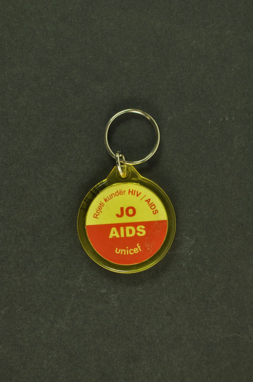 Aksion Plus, Unicef porte-clef Albanie 2006 2006.64.3 Photo Mucem