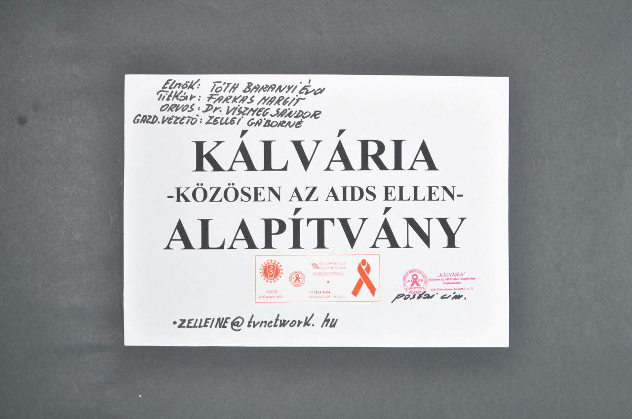 affichette "Kalvaria - közösen as AIDS Ellen lapitvany" 2006.71.46 Photo Mucem