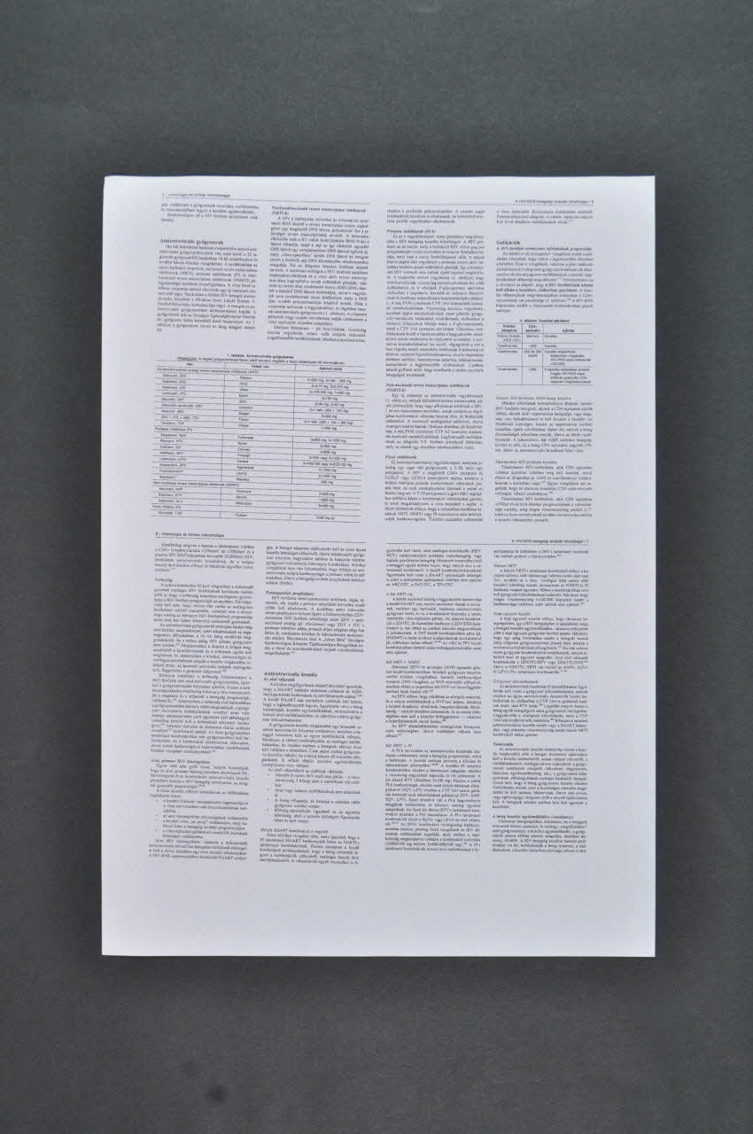 Ministère De La Santé, Hongrie Photocopie présentation du livre : "Infektologia és klinikai mikrobiologia" (Infection et clinique microbiologique) Hongrie 2004 2006.72.28.1-4 Photo Mucem