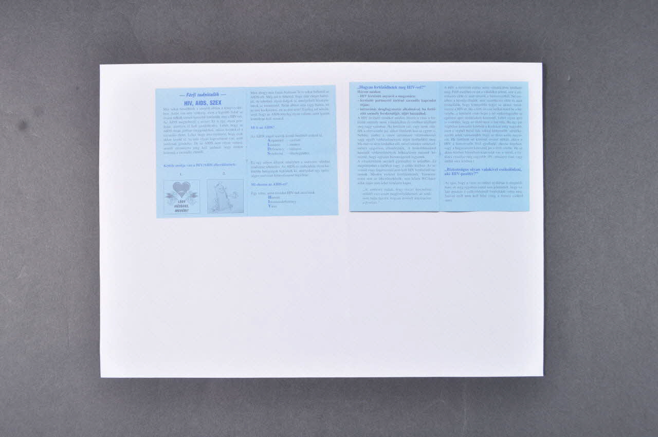 Nemzeti Egeszégvédelmi Intezet (NEVI) BROCHURE Brochure "Fiuknak Fiuk Fiukrol" (éducation sexuelle pour les garçons) Hongrie 2006 2006.72.33.1-3 Photo Mucem