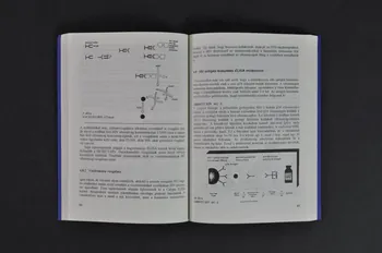 Nefeljcs Foundation Et National Aids Comitee livre AIDS-tények és ekÖrejelzések a legujabb kuttasok tükrében (traduction) Hongrie 1996 2006.72.39 Photo Mucem