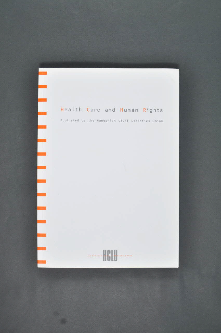 BROCHURE "Health care and human rights" (Santé et droits de l'homme) Hongrie 2002 2006.73.17 Photo Mucem