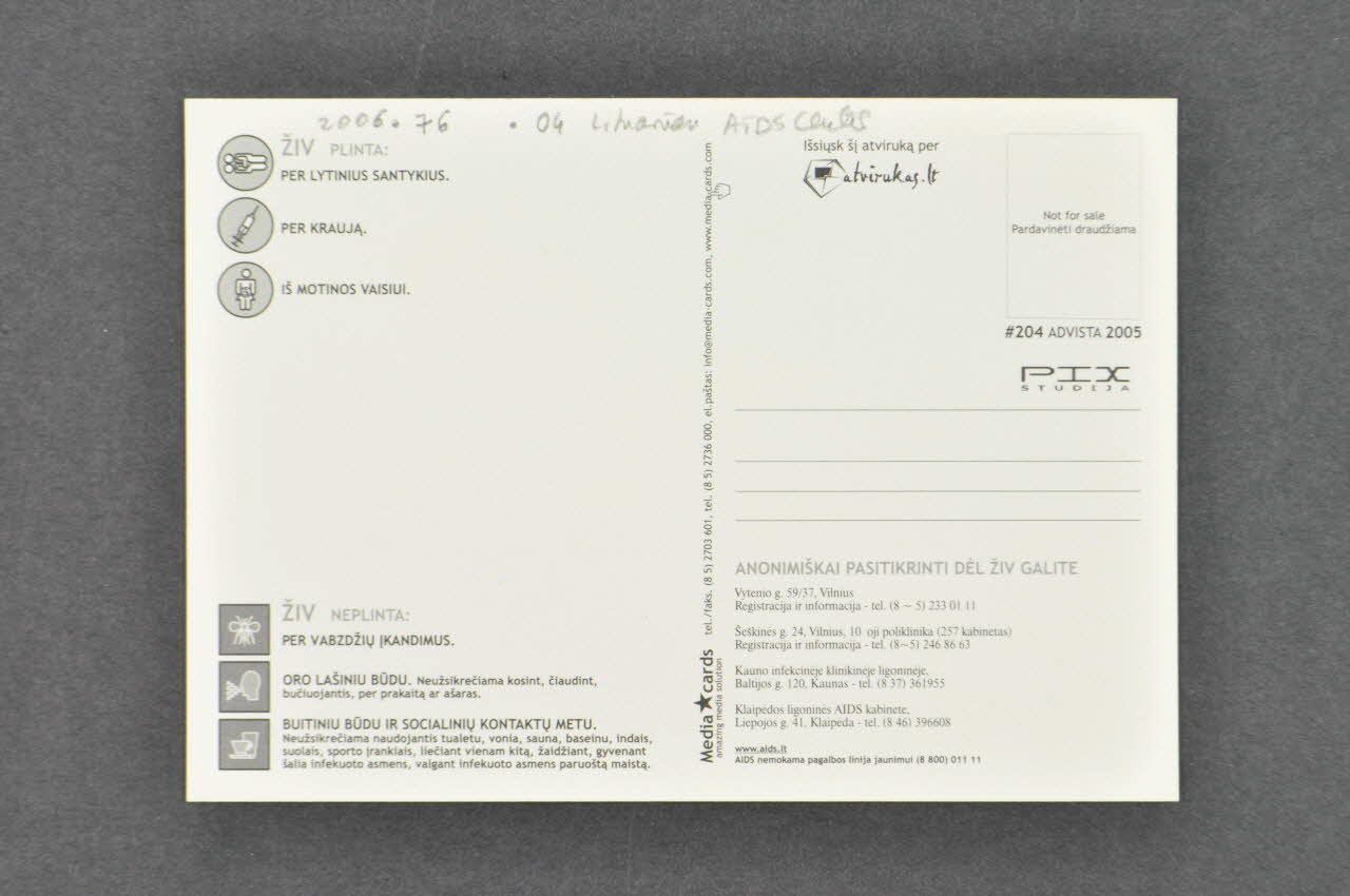 Lithuanian Aids Center carte postale "Tai ne dovana...Tai gali tapti staigmena... Nemalonia ! " (Ce n'est pas un cadeau... il semble que ce soit une surprise... très désagréable) Lituanie 2006 2006.76.4  Photo Mucem