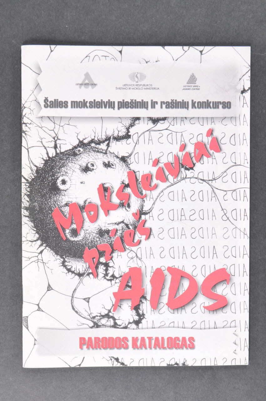 Lithuanian Aids Center BROCHURE Catalogue : "Moksleiviai pries AIDS" (Ecoliers contre le sida) Lituanie 2001 2006.76.9 Photo Mucem