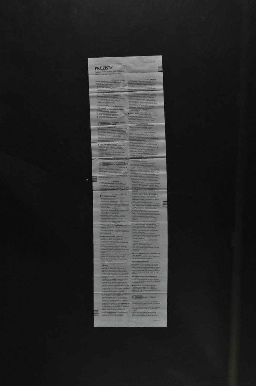 Laboratoire Janssen-Cilag notice emballage et flacon vide, notice : Prezista France 2007 2008.3.2.3 Photo Mucem