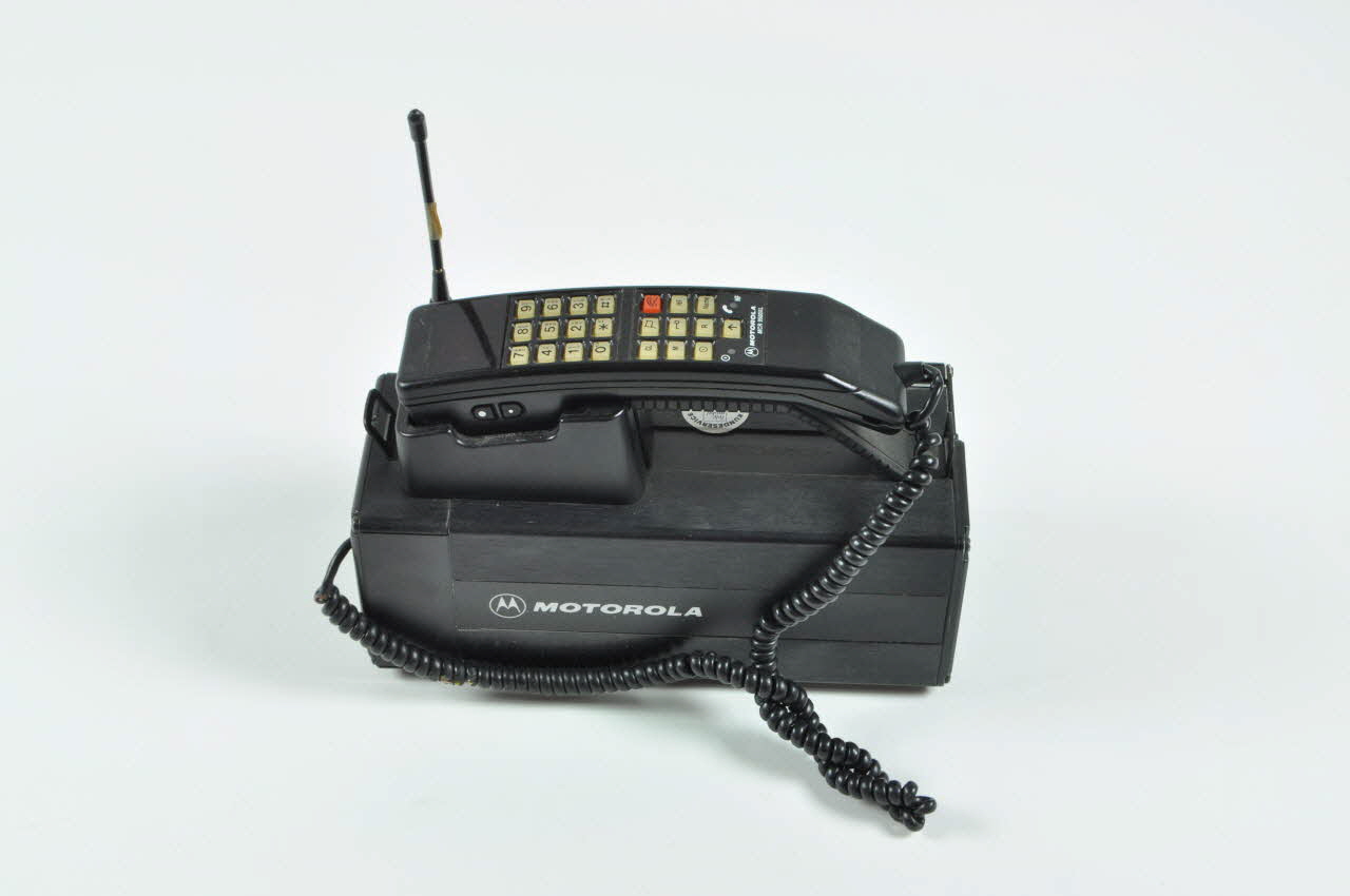 téléphone portable Norvège 1985 2009.5.1.1.1-3 Photo Mucem