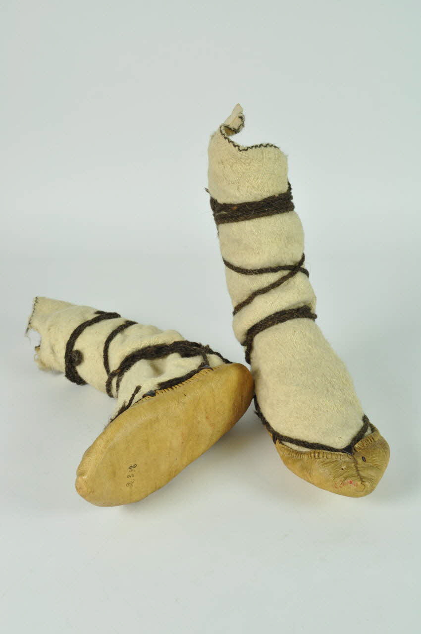 espadrille 1881.1.11.1-2 Photo Mucem