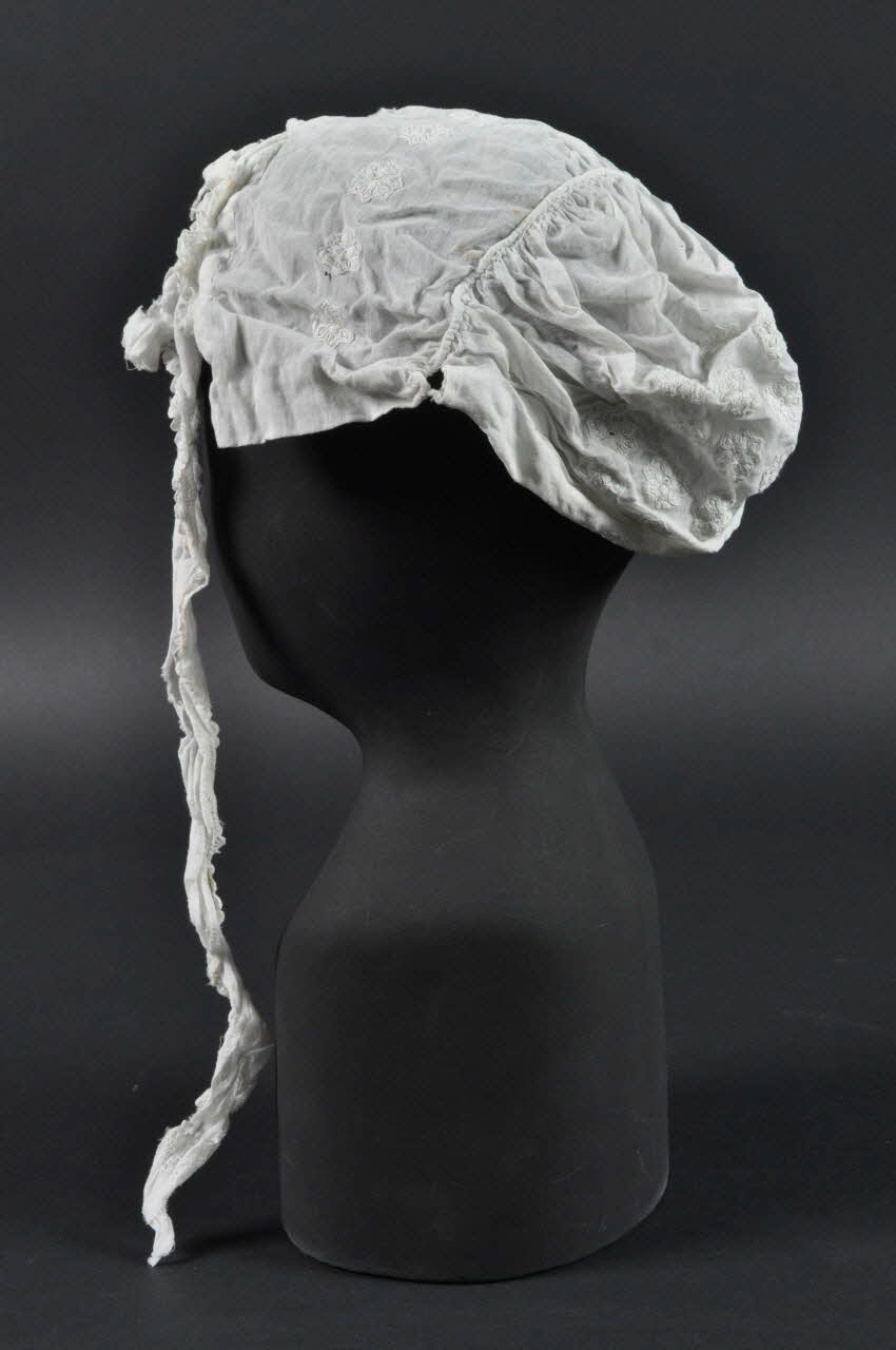 coiffe de demi-deuil Cul de poule 1955.75.1213 Photo Mucem