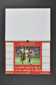 Association Afrique Avenir calendrier "Ensemble pour vaincre le sida" France 2003 2008.33.2  Photo Mucem