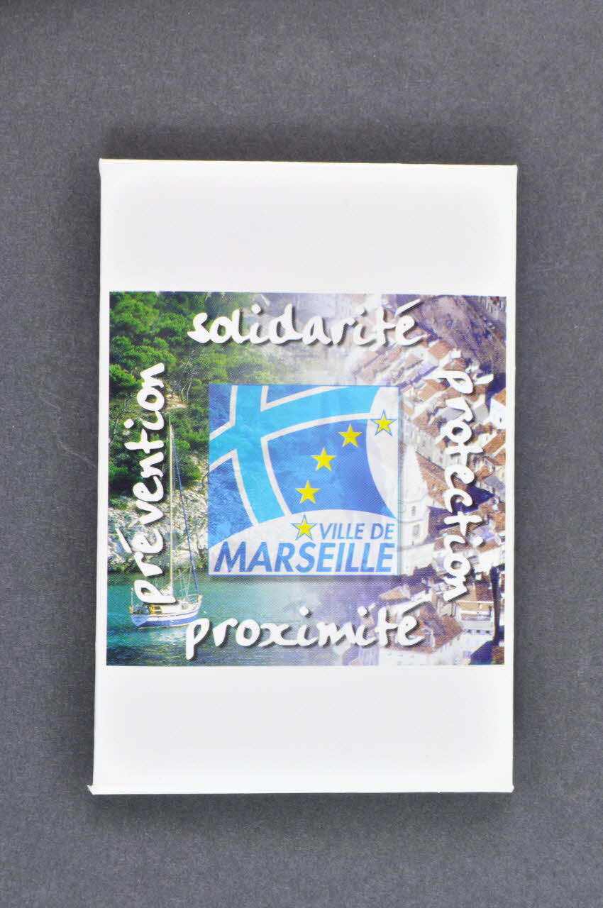 Marseille, Ville de marseille Enveloppe de préservatif Fières de se protéger / Fières de protéger les autres Provence-Alpes-Côte d'Azur, France 2000/3 2008.41.4.1-2 Photo Mucem