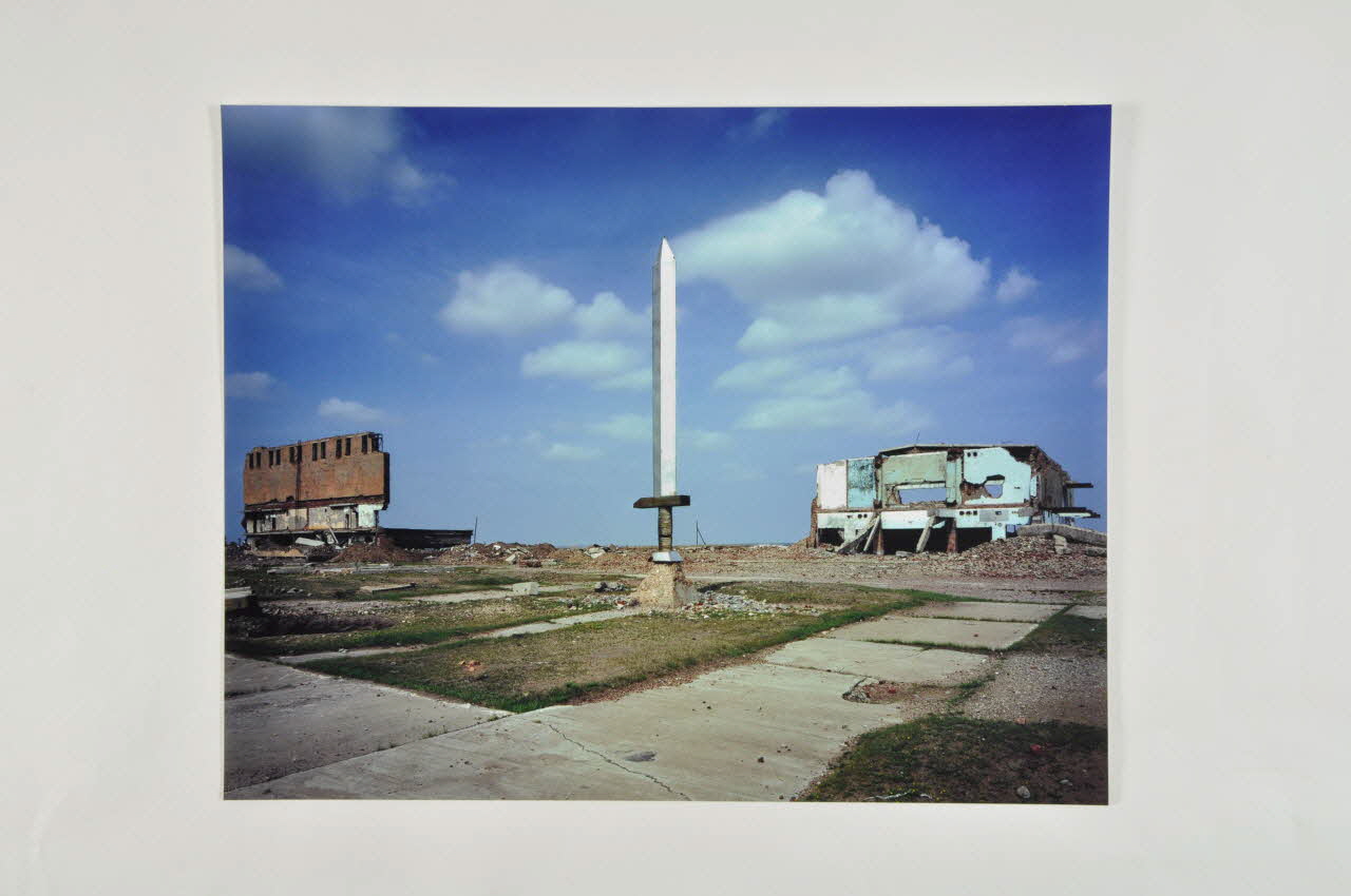 Eric Lusito ; Laboratoire Picto photographie Tirage photographique Le glaive vue n°2 Tchoibalsan(Mongolie) 2008/11 2008.74.6 Photo Mucem