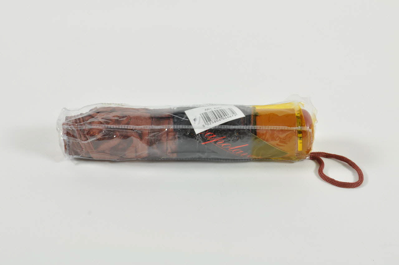 PARAPLUIE 2008.88.24.1-2 Photo Mucem