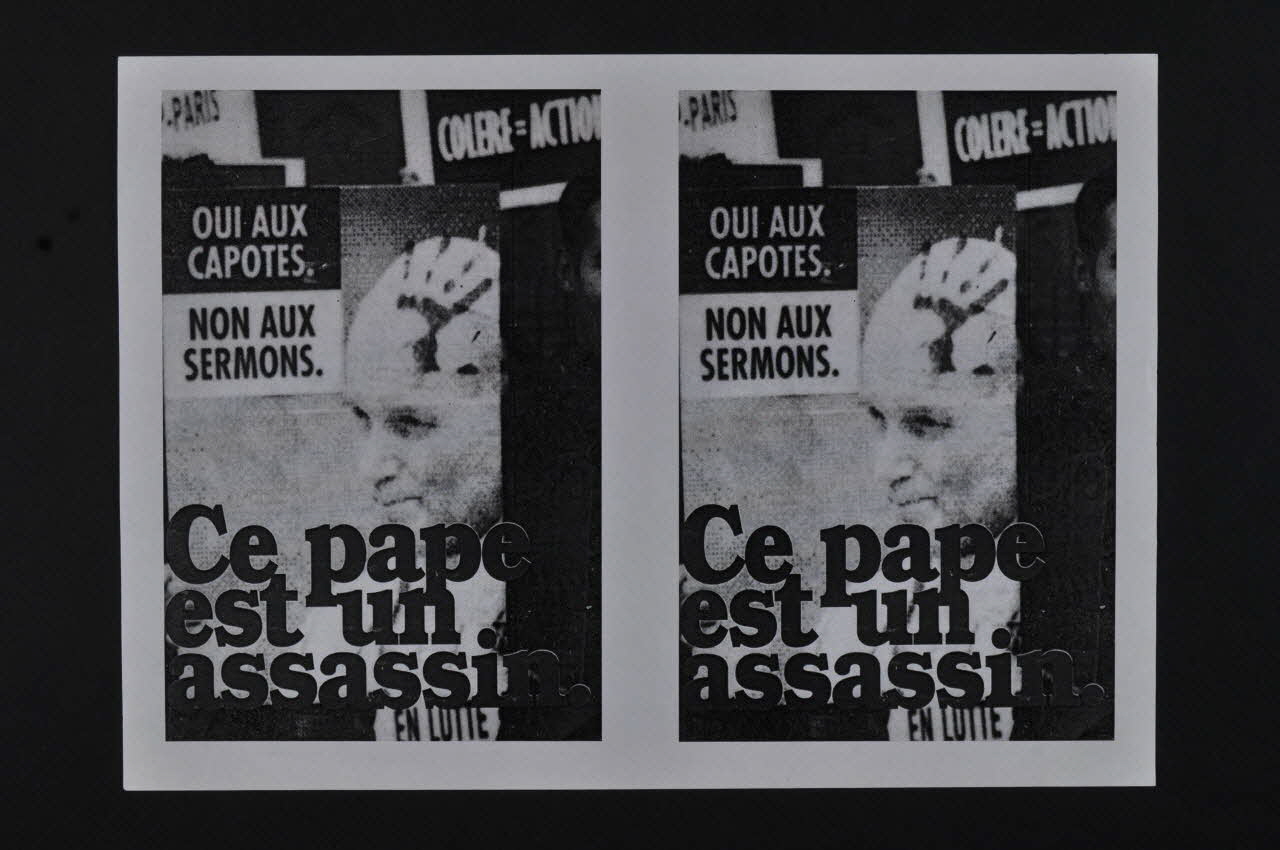 Act Up-Paris tract "Ce pape est un assassin" Île-de-France, France 2006/9/2 2008.9.64 Photo Mucem