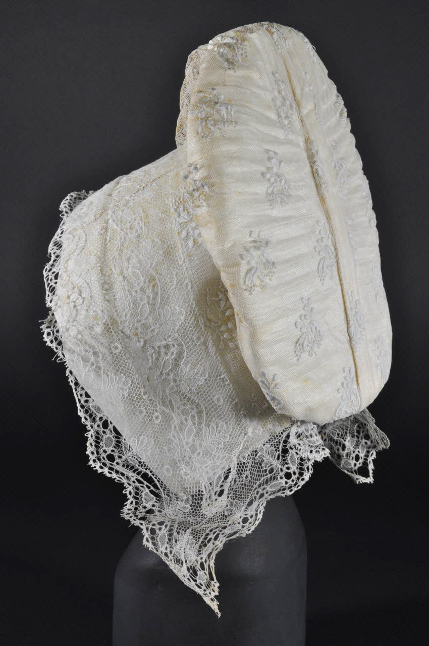 coiffe de fête 1955.75.1711 Photo Mucem